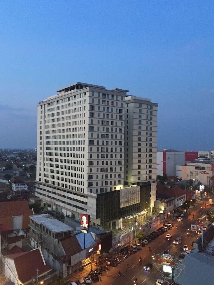 Louis Kienne Hotel Pemuda Semarang Luaran gambar