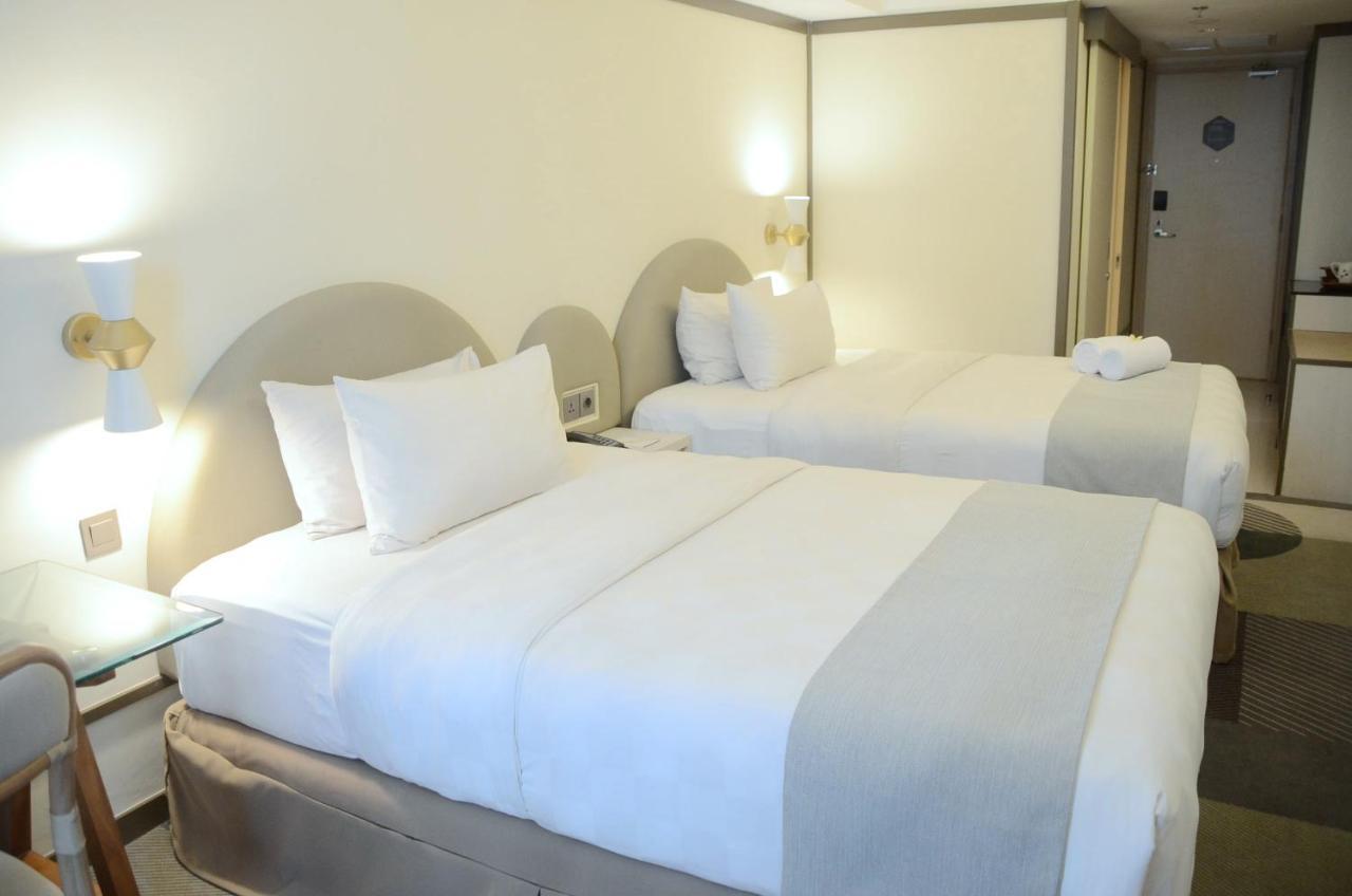 Louis Kienne Hotel Pemuda Semarang Luaran gambar