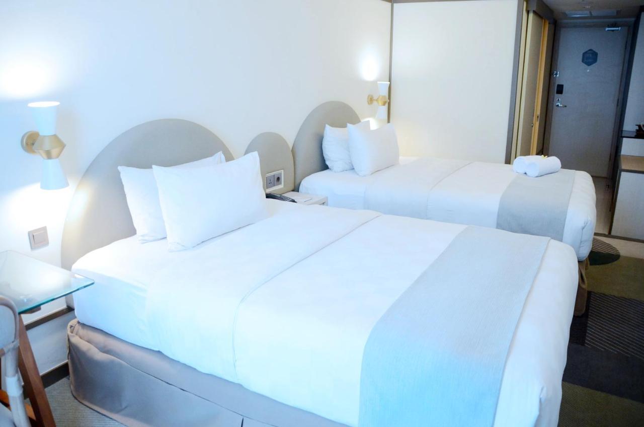 Louis Kienne Hotel Pemuda Semarang Luaran gambar