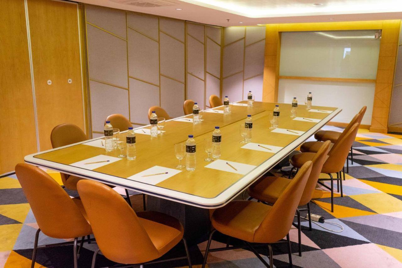 Louis Kienne Hotel Pemuda Semarang Luaran gambar